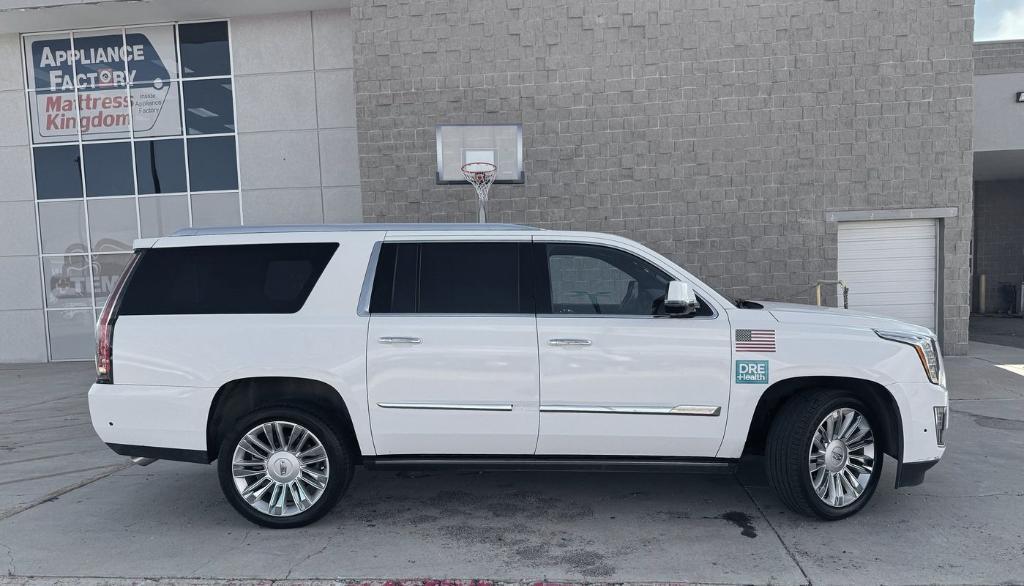 used 2018 Cadillac Escalade ESV car, priced at $37,498