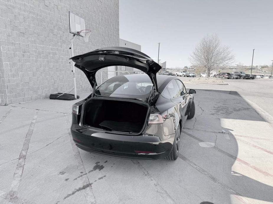 used 2022 Tesla Model 3 car, priced at $29,998
