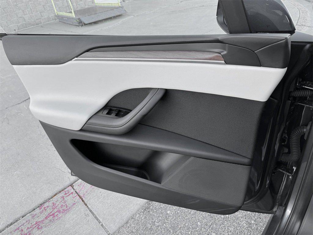 used 2022 Tesla Model X car, priced at $46,998