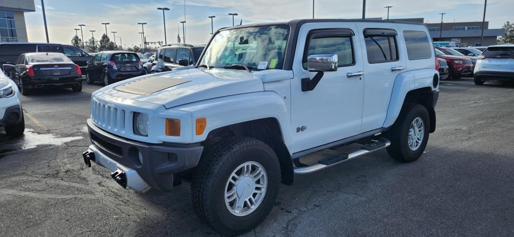 used 2008 Hummer H3 car, priced at $10,998