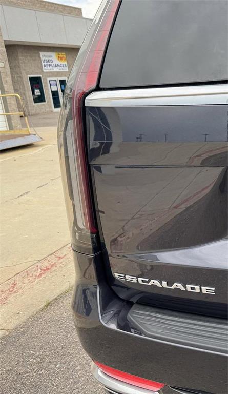 used 2023 Cadillac Escalade car, priced at $79,599