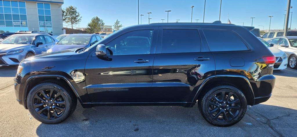 used 2018 Jeep Grand Cherokee car, priced at $18,999