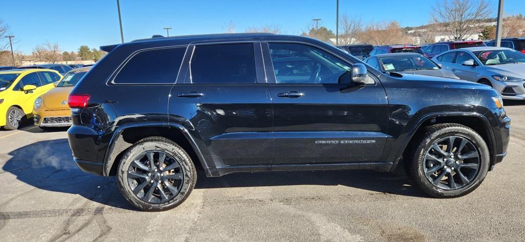 used 2018 Jeep Grand Cherokee car, priced at $21,599