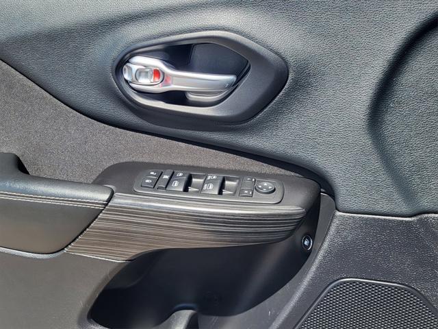 used 2014 Jeep Cherokee car, priced at $11,198