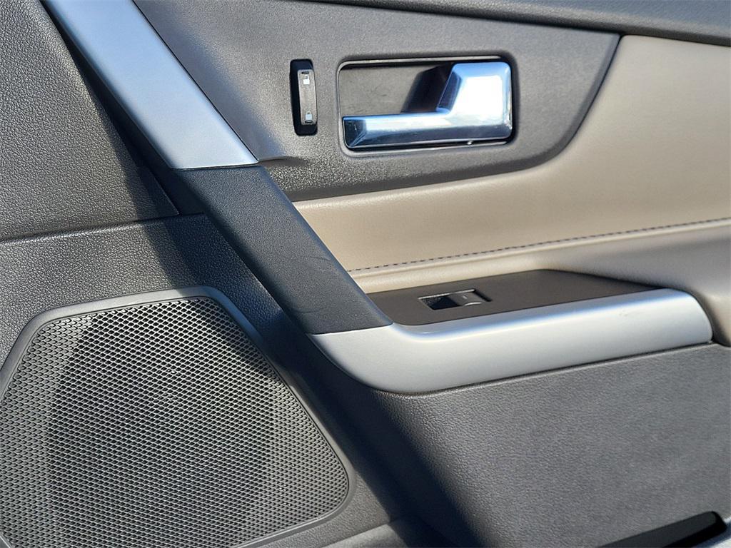 used 2013 Ford Edge car, priced at $9,998