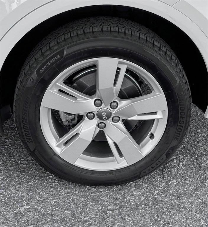 used 2018 Audi Q5 car, priced at $18,698