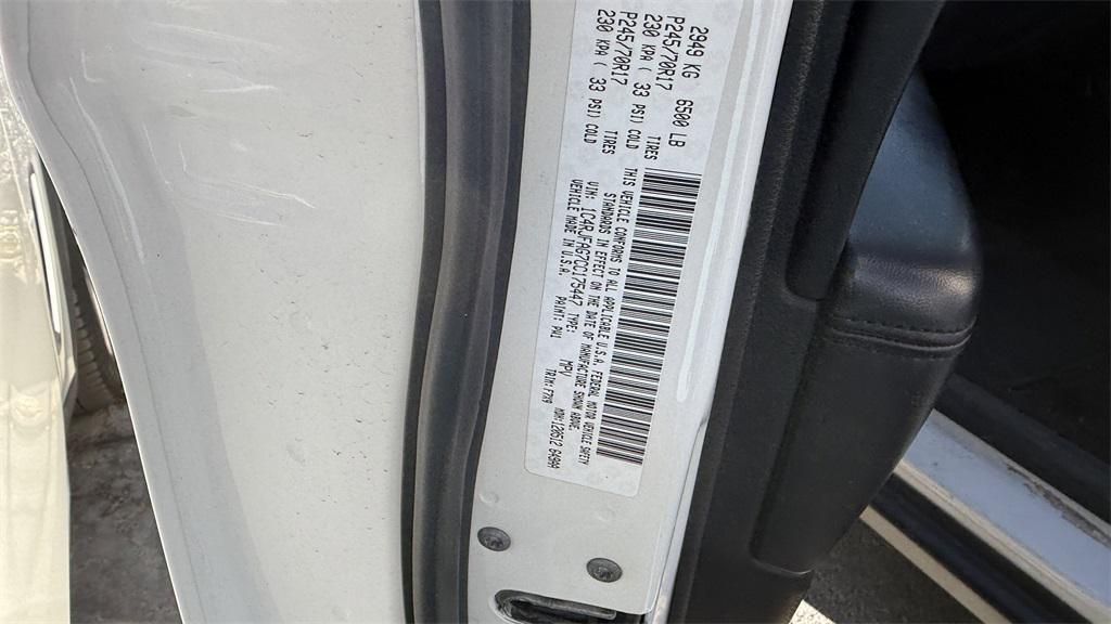 used 2012 Jeep Grand Cherokee car, priced at $10,999