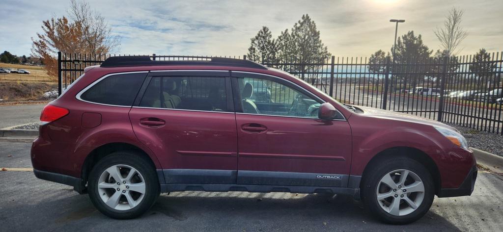 used 2014 Subaru Outback car, priced at $9,999