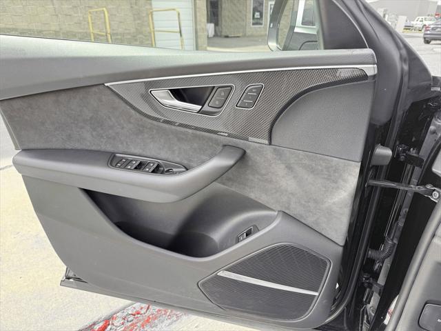 used 2022 Audi SQ8 car, priced at $65,898