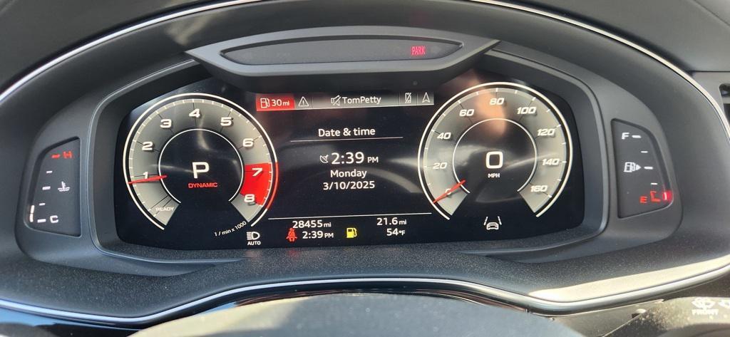 used 2022 Audi SQ8 car, priced at $68,998