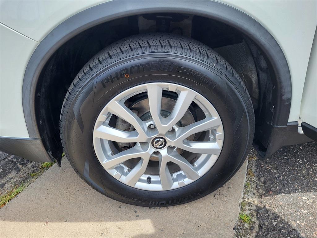used 2017 Nissan Rogue car, priced at $14,999