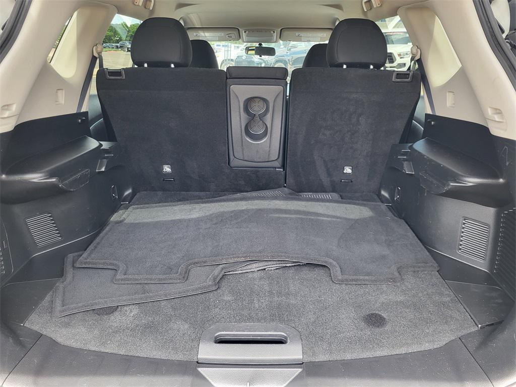 used 2017 Nissan Rogue car, priced at $14,999