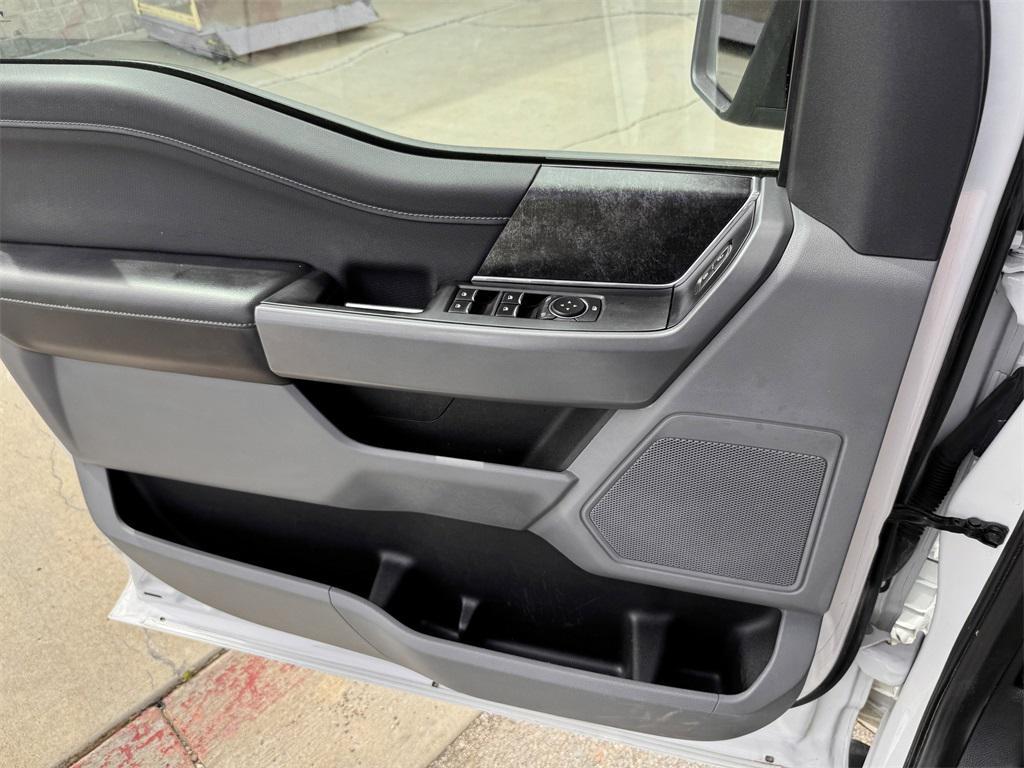 used 2021 Ford F-150 car, priced at $33,998