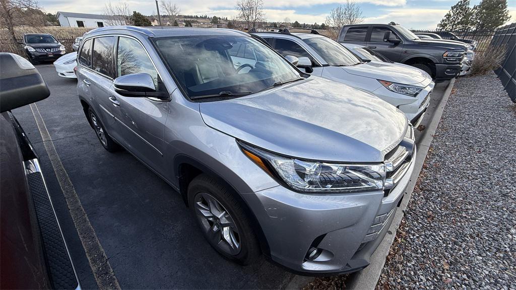 used 2019 Toyota Highlander car, priced at $32,599