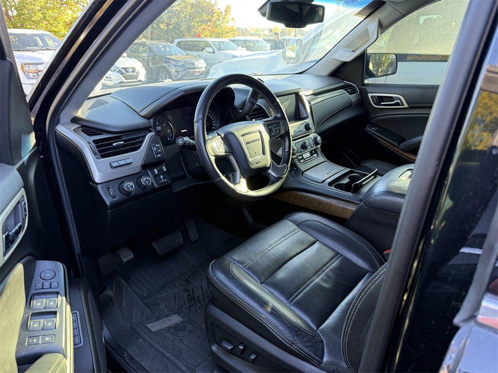 used 2020 GMC Yukon XL car, priced at $38,998