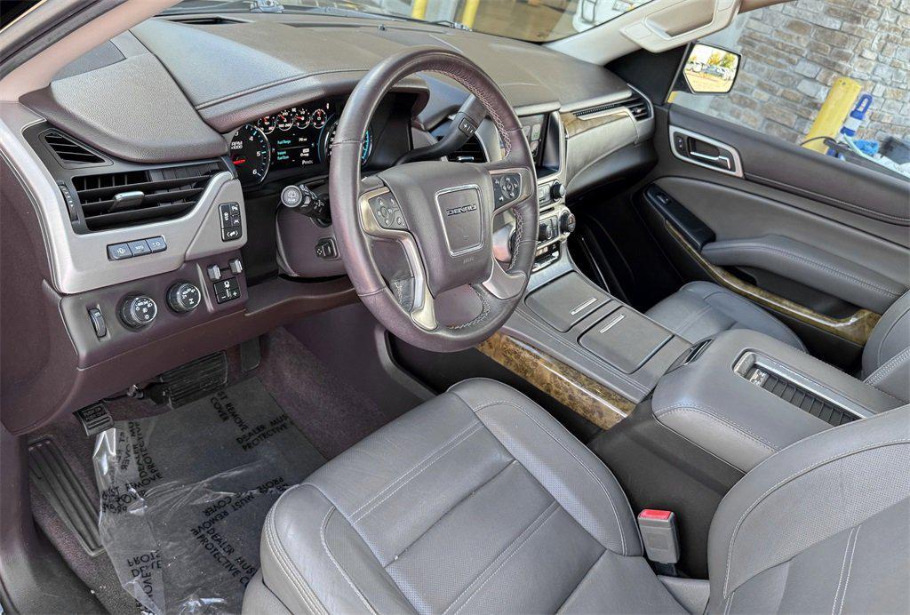 used 2017 GMC Yukon car, priced at $29,998