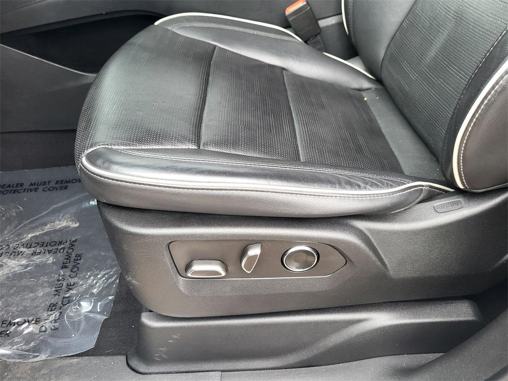 used 2021 Cadillac Escalade car, priced at $61,998