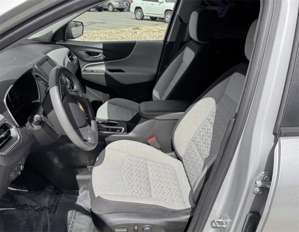used 2022 Chevrolet Equinox car, priced at $19,998