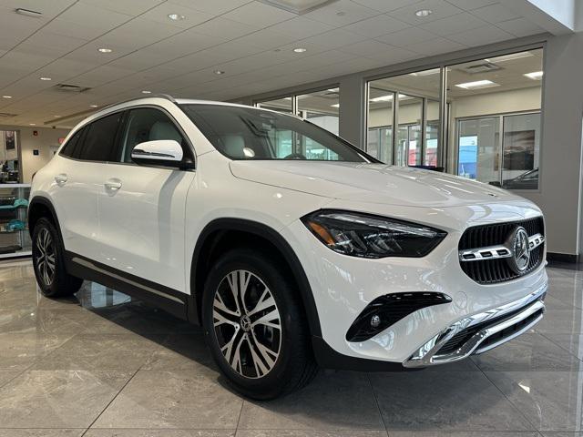 new 2025 Mercedes-Benz GLA 250 car, priced at $44,250