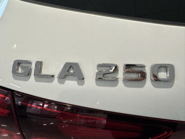 new 2025 Mercedes-Benz GLA 250 car, priced at $44,250