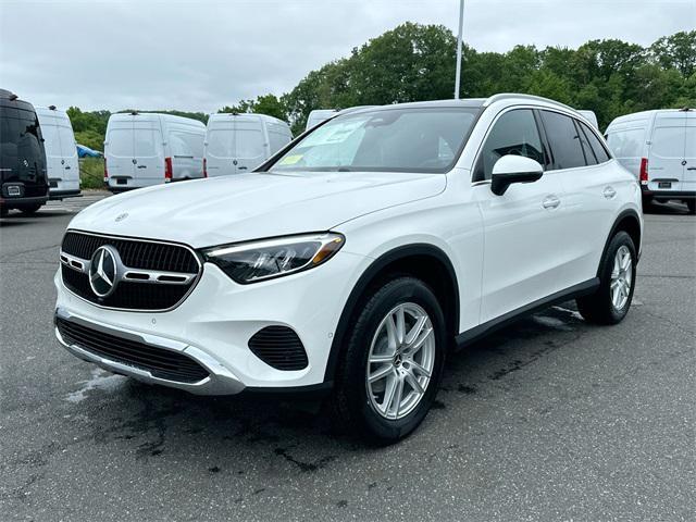 new 2025 Mercedes-Benz GLC 300 car, priced at $54,600