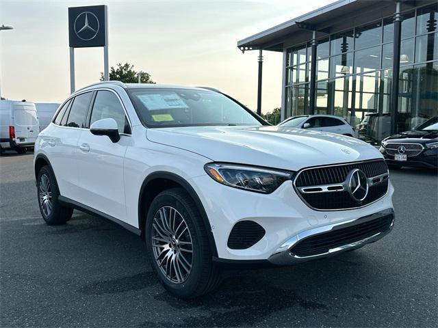 new 2025 Mercedes-Benz GLC 300 car, priced at $59,350