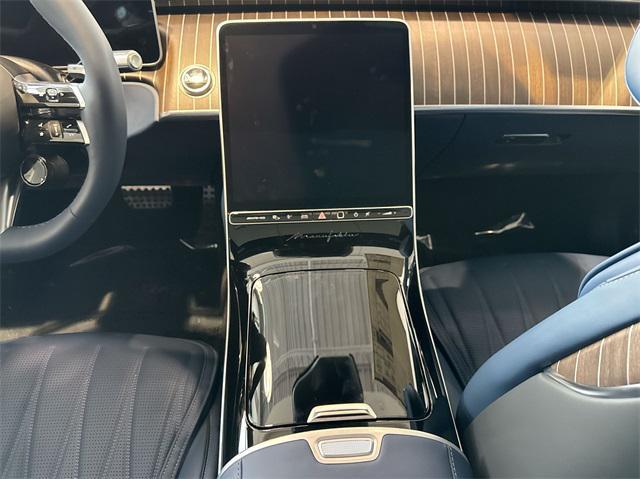 new 2025 Mercedes-Benz AMG S 63 E car, priced at $234,700