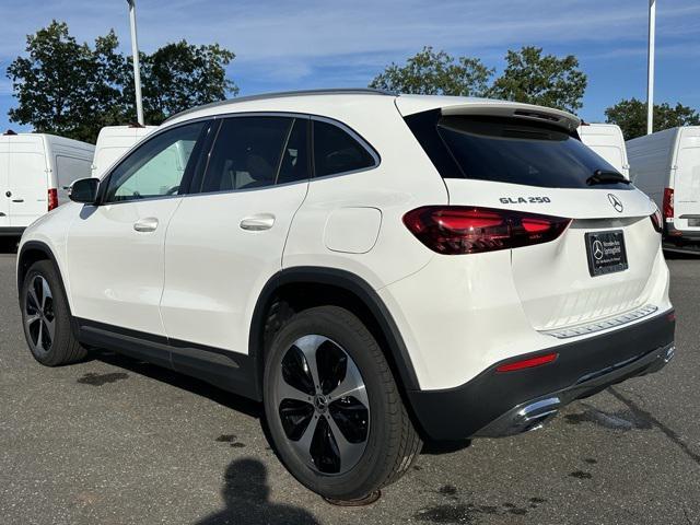 new 2026 Mercedes-Benz GLA 250 car, priced at $48,440