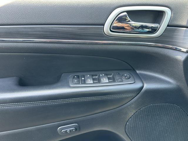 used 2022 Jeep Grand Cherokee car, priced at $25,786