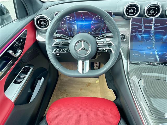 new 2025 Mercedes-Benz GLC 300 car, priced at $59,670