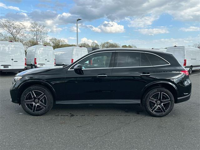 new 2025 Mercedes-Benz GLC 300 car, priced at $59,670
