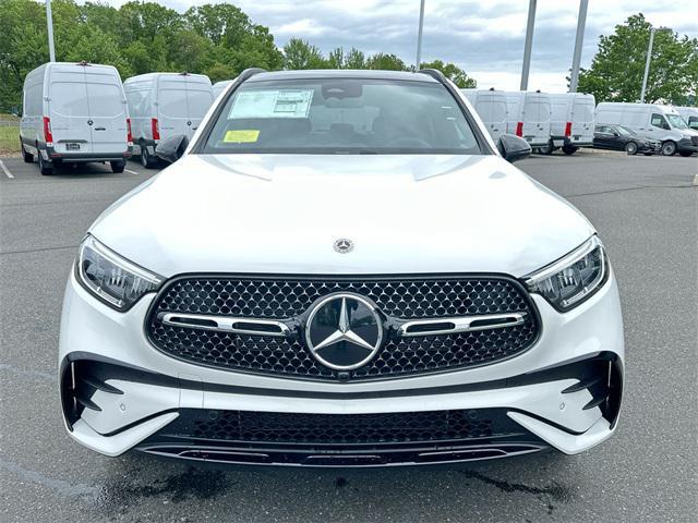 new 2025 Mercedes-Benz GLC 300 car, priced at $58,450