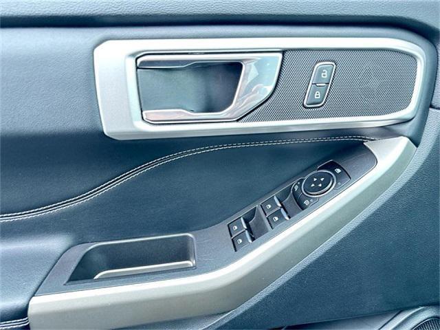 used 2022 Ford Explorer car, priced at $29,998