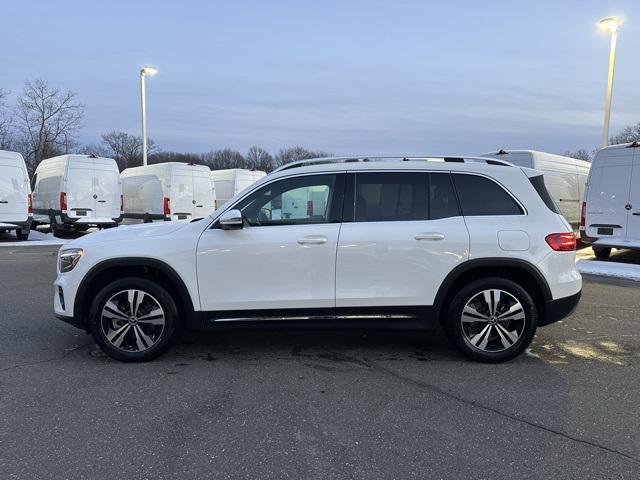 used 2025 Mercedes-Benz GLB 250 car, priced at $40,998