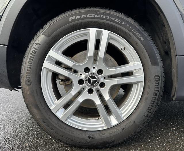 used 2022 Mercedes-Benz GLB 250 car, priced at $27,966