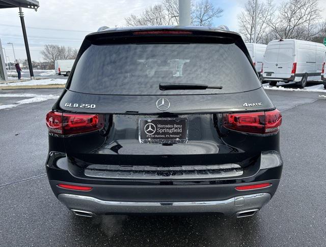 used 2022 Mercedes-Benz GLB 250 car, priced at $27,966