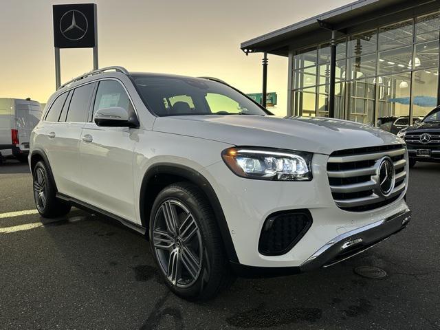 new 2026 Mercedes-Benz GLS 450 car, priced at $92,930