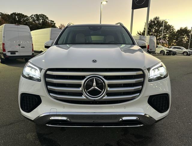 new 2026 Mercedes-Benz GLS 450 car, priced at $92,930
