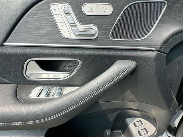 used 2025 Mercedes-Benz GLE 450e car, priced at $69,998