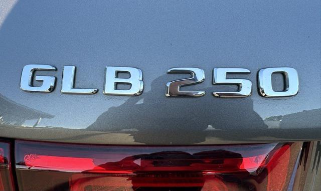 used 2022 Mercedes-Benz GLB 250 car, priced at $28,399