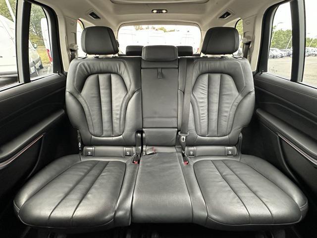 used 2021 BMW X7 car, priced at $40,499