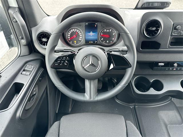 new 2025 Mercedes-Benz Sprinter 2500 car, priced at $58,886