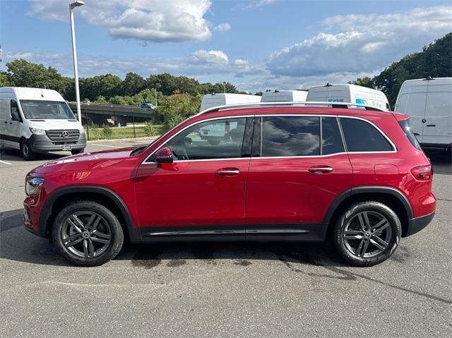 new 2024 Mercedes-Benz GLB 250 car, priced at $54,395