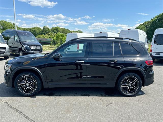 new 2024 Mercedes-Benz GLB 250 car, priced at $54,510