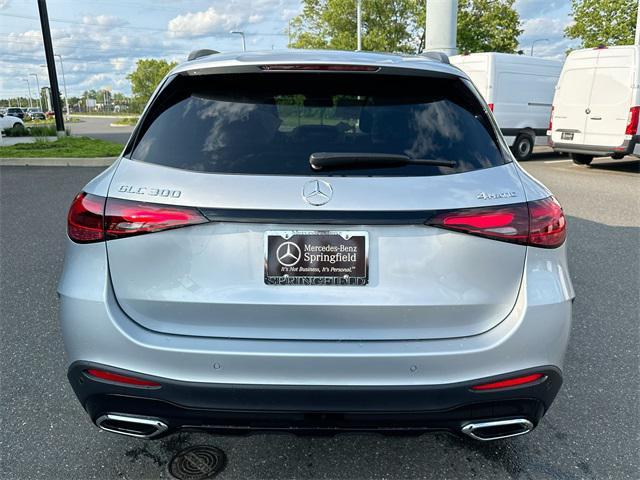 new 2025 Mercedes-Benz GLC 300 car, priced at $61,530
