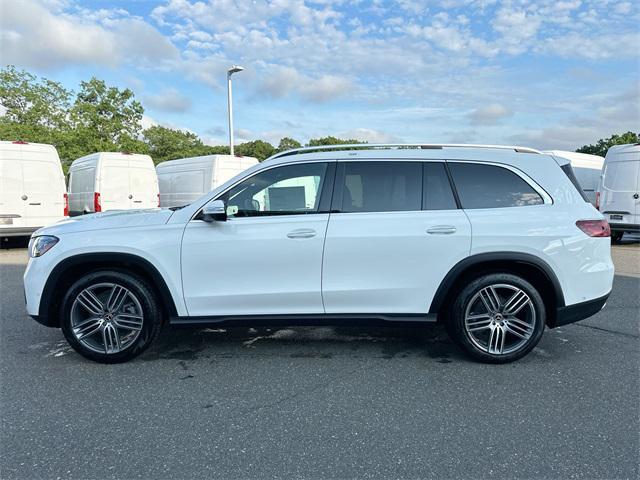 new 2025 Mercedes-Benz GLS 450 car, priced at $91,775