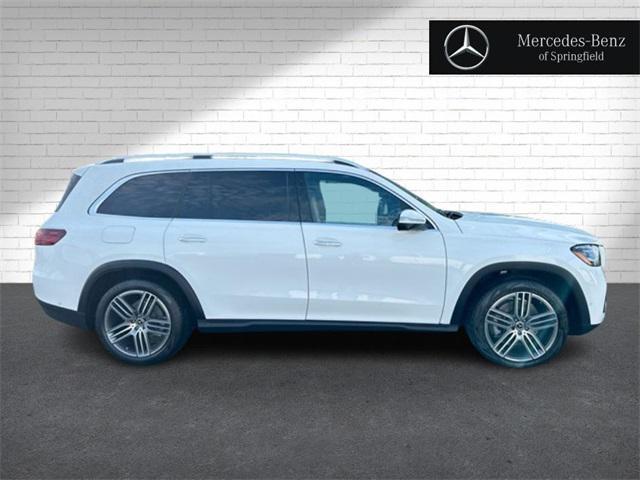 new 2025 Mercedes-Benz GLS 450 car, priced at $91,775