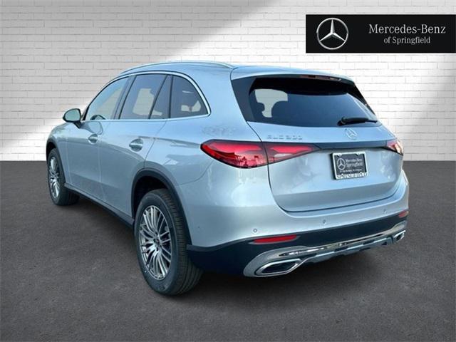 new 2025 Mercedes-Benz GLC 300 car, priced at $56,175