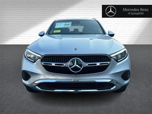 new 2025 Mercedes-Benz GLC 300 car, priced at $56,175