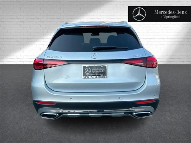 new 2025 Mercedes-Benz GLC 300 car, priced at $56,175
